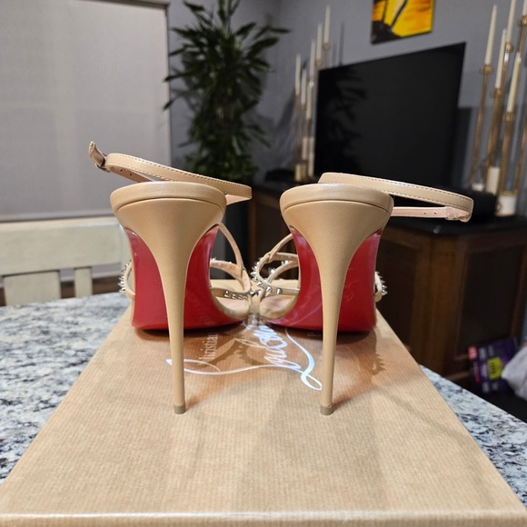 NEW Christian Louboutin Tatooshka Spikes Nude Sandals Size 41.5 100mm Heels - Picture 9 of 12